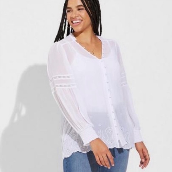 Torrid Chiffon Blouse in White with Eyelet Embroidery. Size 1X. - Picture 8 of 8